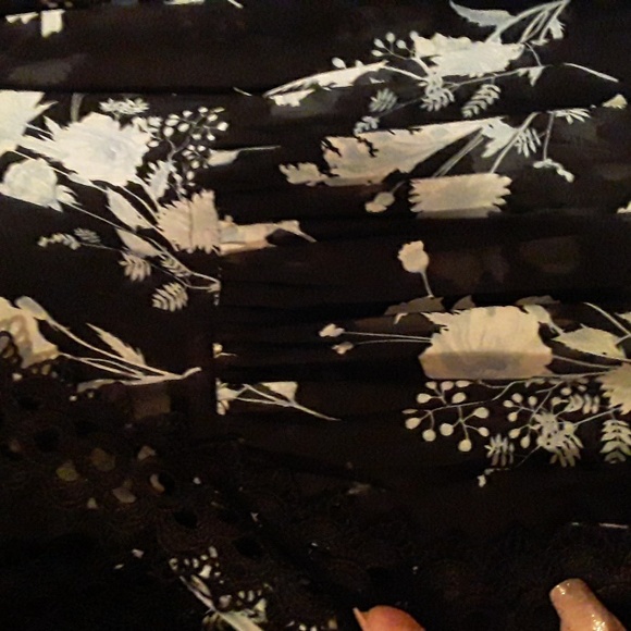 Torrid 2 Truly Gorgeous Black Floral And Lace Sexy Beautiful Long Sleeve Robe - Picture 12 of 16
